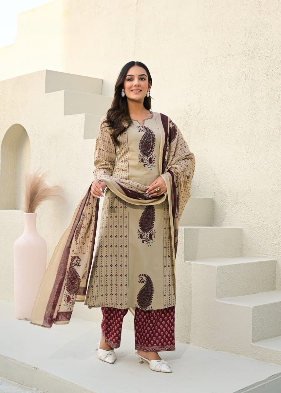 Zareen Paisley Kurta Set