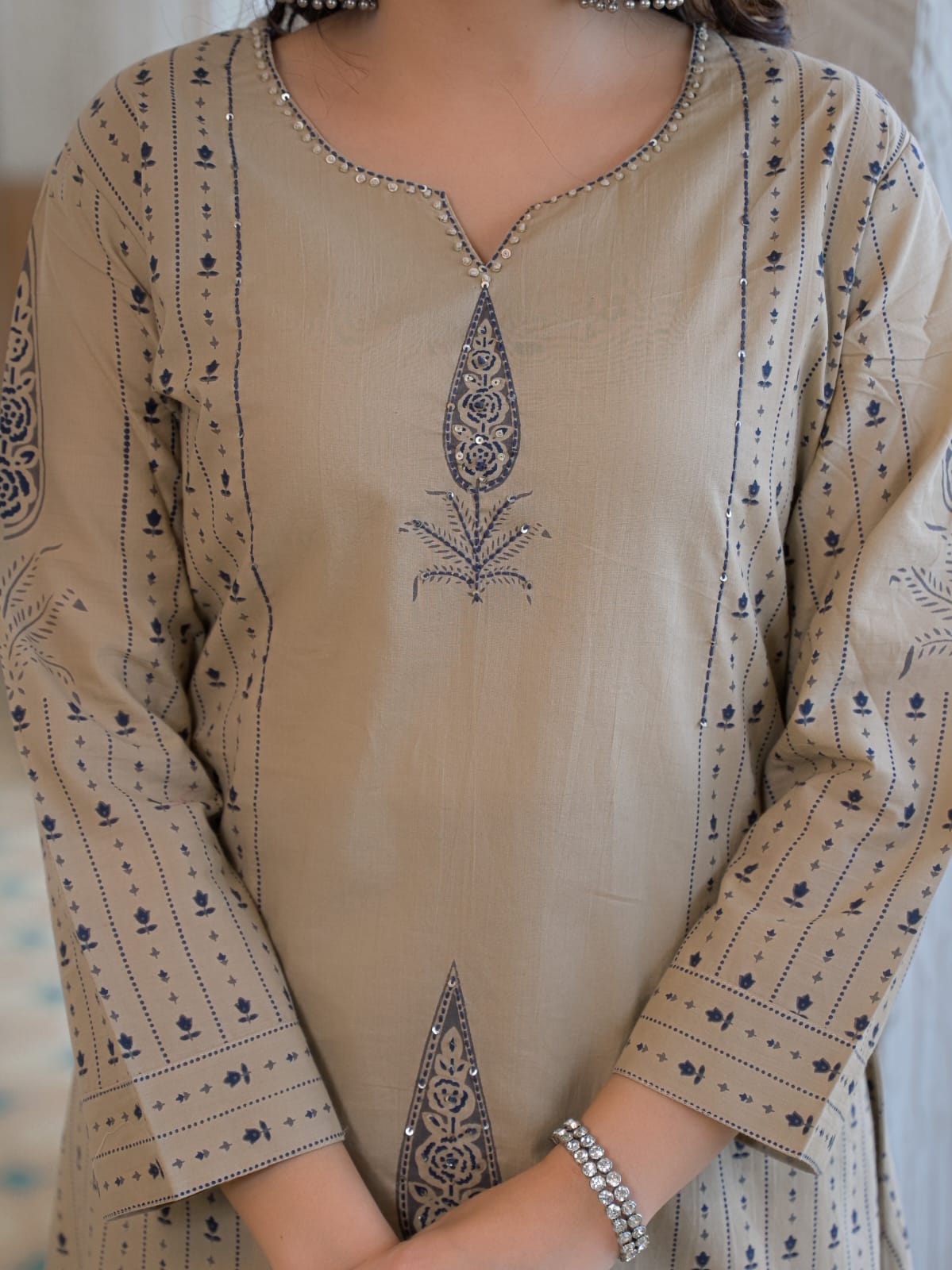 Chai, Charpai & Charm